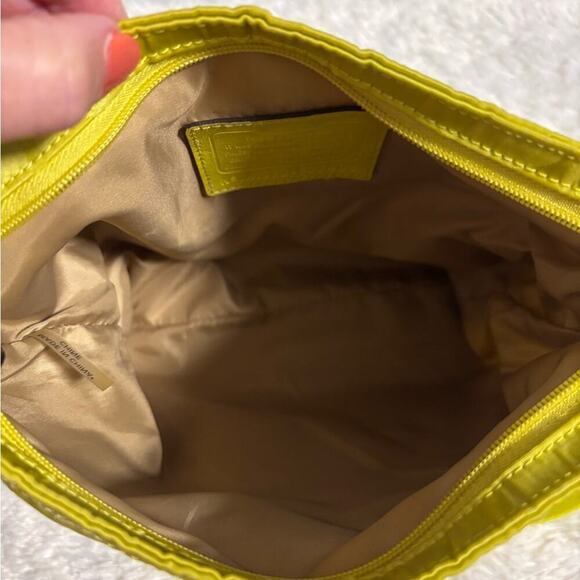 COACH Signature Getaway Nylon File Cross-body Bag F77408 Citrine - Picture 4 of 9